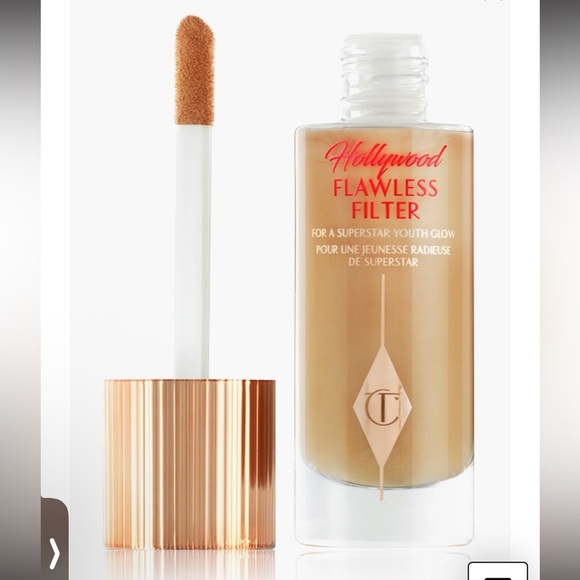 5.5 Tan | Charlotte Tilbury Flawless Filter - Picture 1 of 3